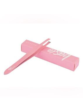 NIB Basic Beauty Pink Tweezers